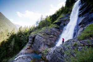 cascade du rouget with man